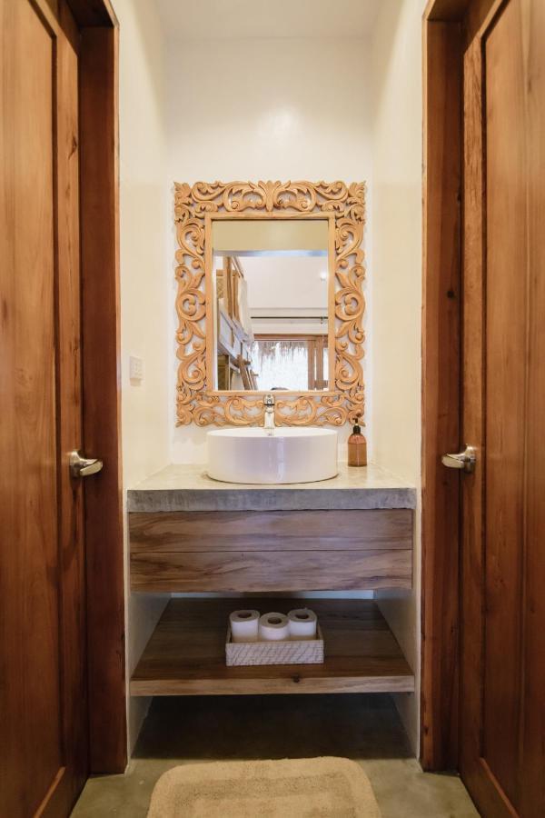Las Palmas Villas And Casitas Siargao General Luna  Eksteriør bilde